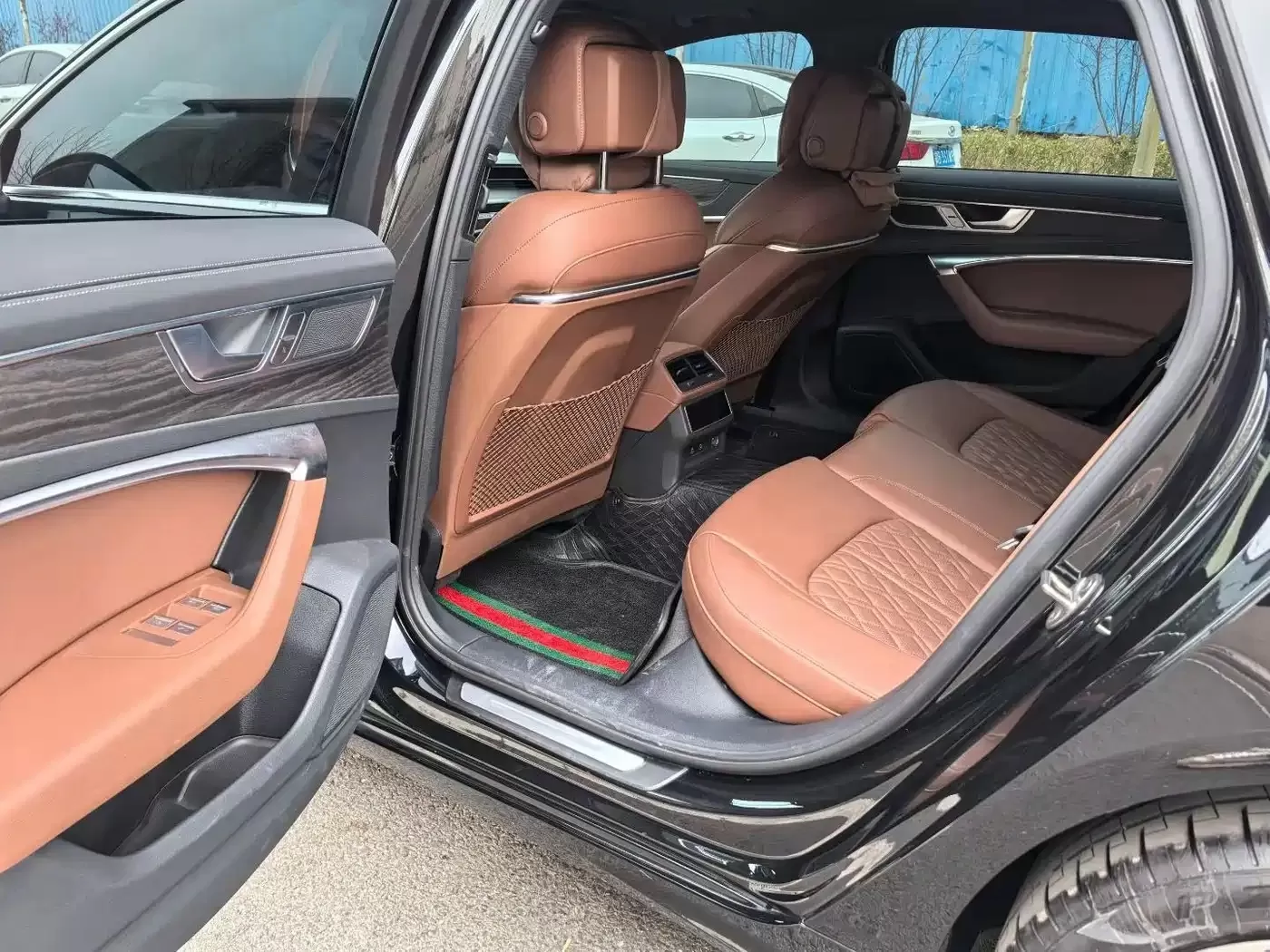 Подержанный Audi A6L 2025 45 TFSI quattro Premium Sport
