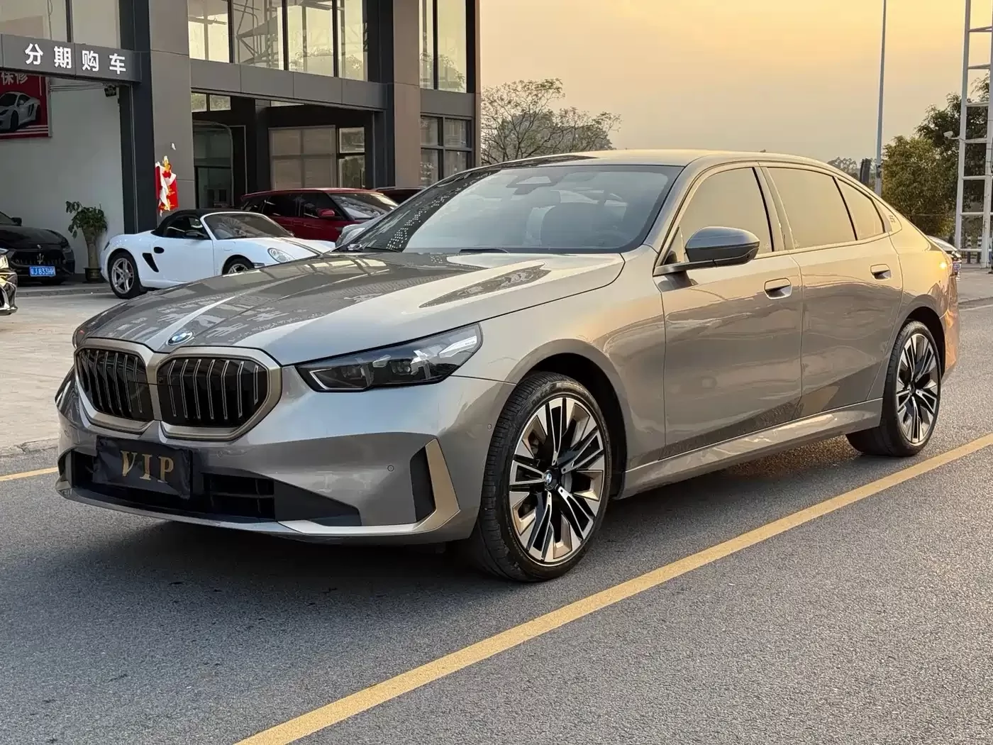 Б/у BMW 5 Series 2025 530Li Премиум M Спорт пакет