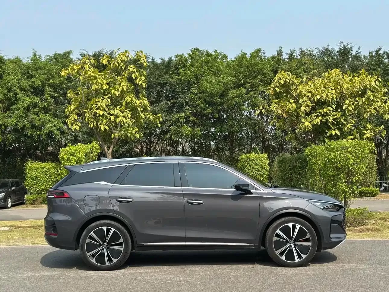 Б/У BYD Tang New Energy 2022 DM-p 215 км AWD Флагман