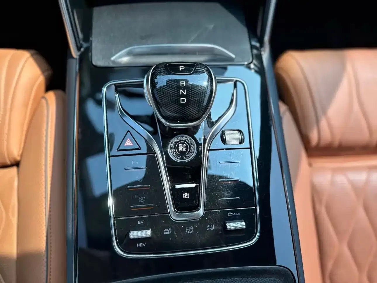 Б/У BYD Tang New Energy 2022 DM-p 215 км AWD Флагман