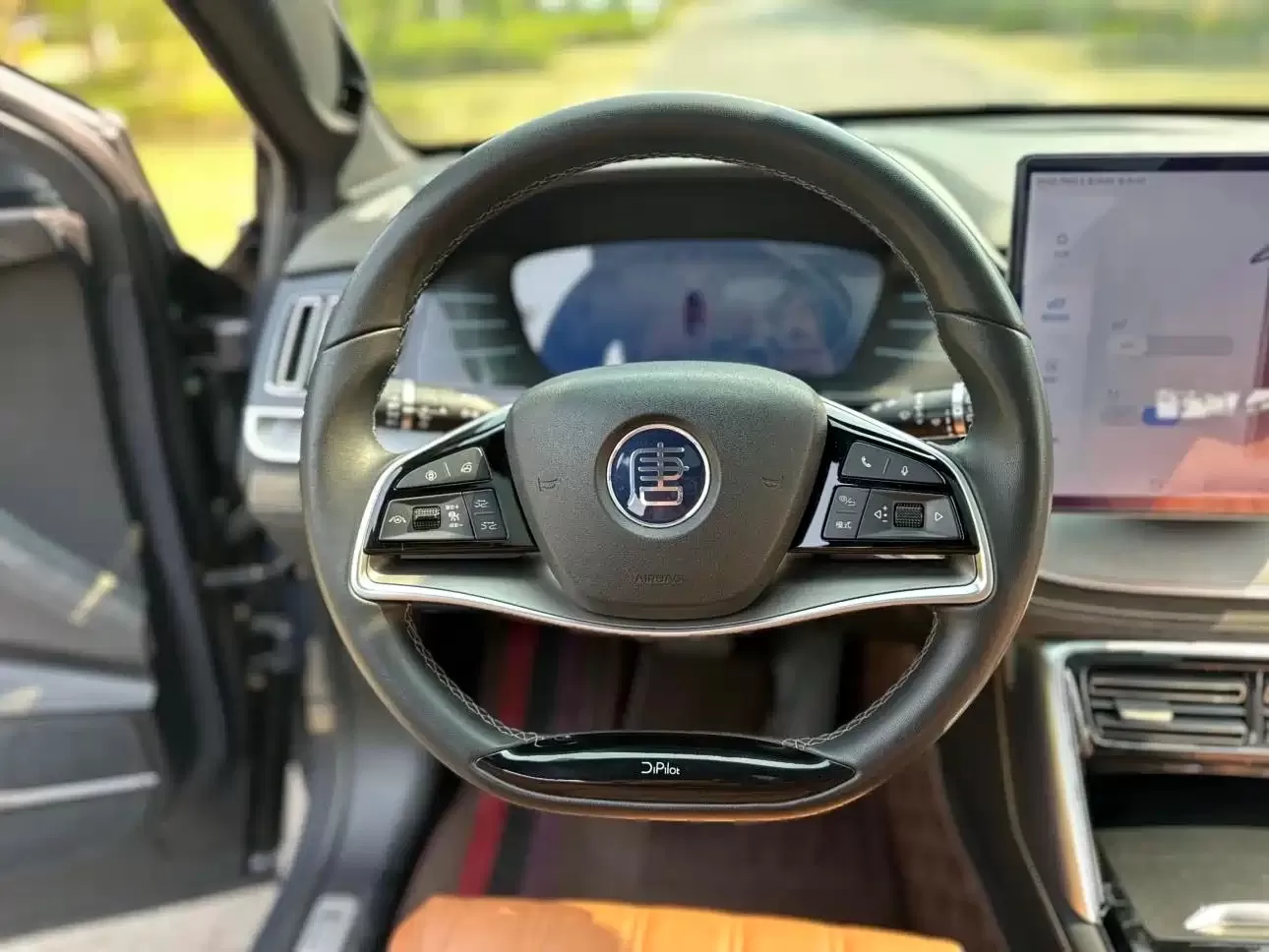 Б/У BYD Tang New Energy 2022 DM-p 215 км AWD Флагман