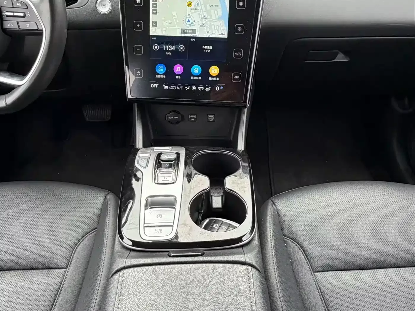 Б/у Hyundai Tucson 2022 Tucson L 2.0L Hybrid Flagship