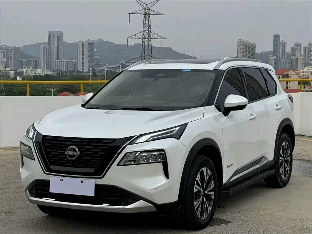 Подержанный Nissan X-Trail 2023 e-POWER Super Hybrid Dual Motor AWD Luxury Edition
