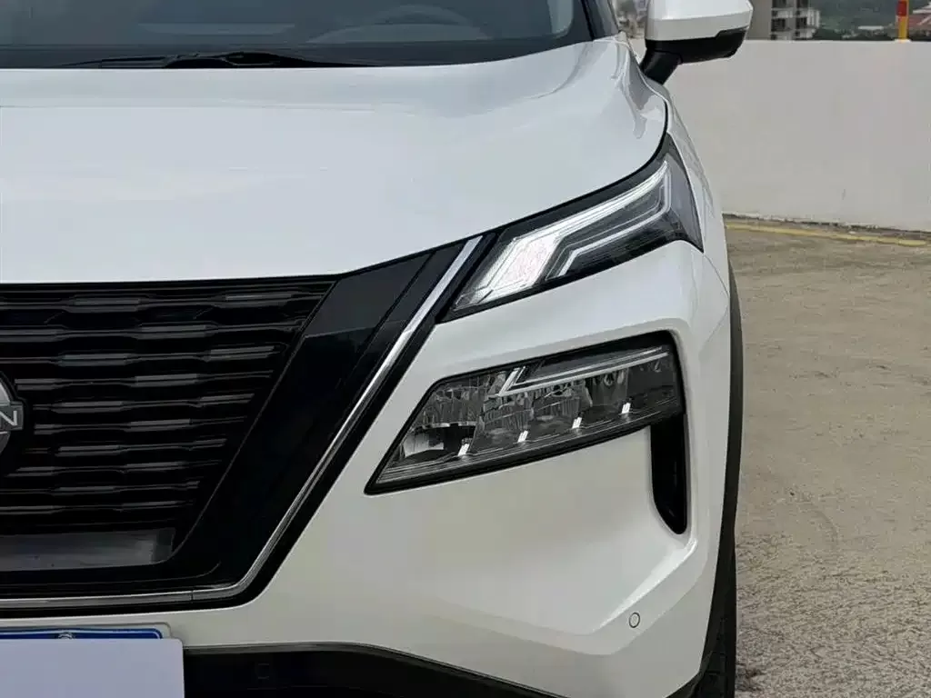 Подержанный Nissan X-Trail 2023 e-POWER Super Hybrid Dual Motor AWD Luxury Edition