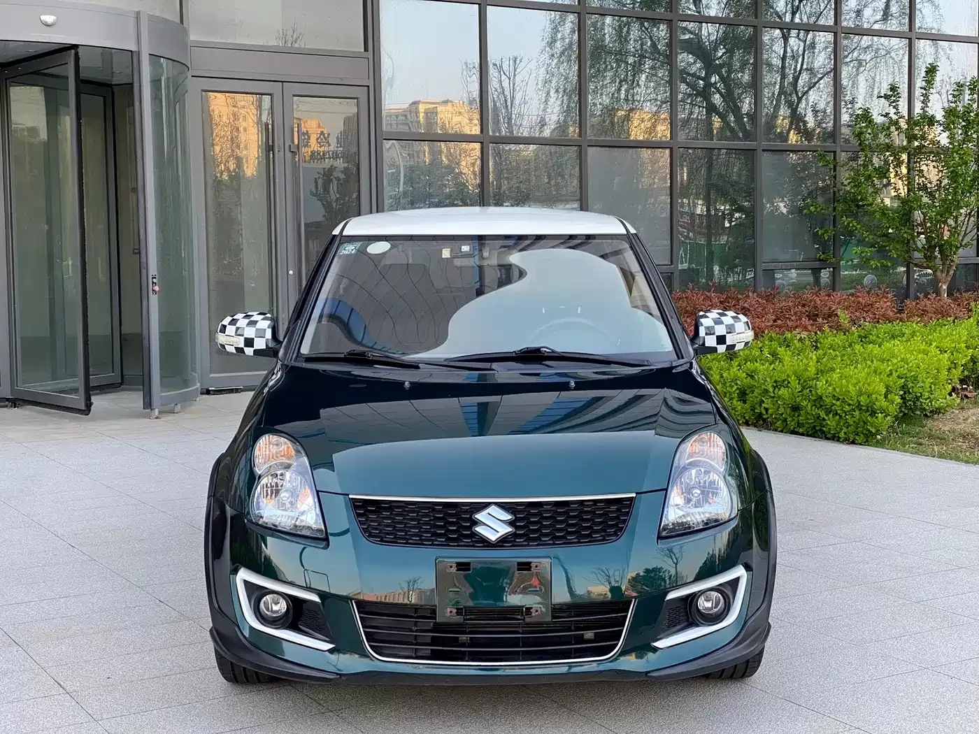 Подержанный Suzuki Swift 2016 1.5L механическая, версия Fashion Cool Edition