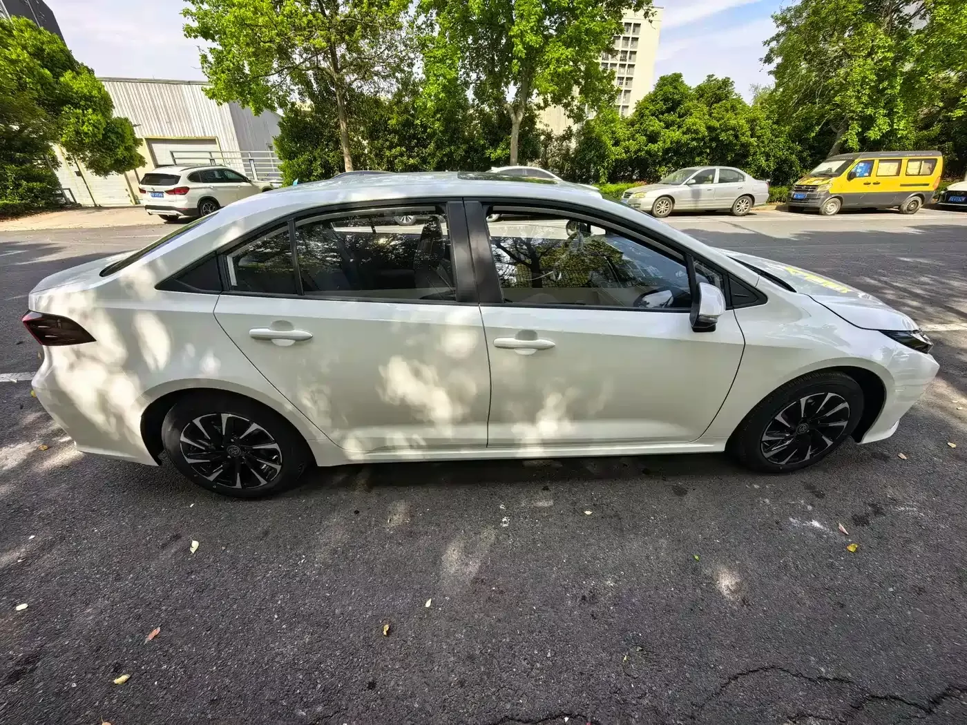 Подержанная Toyota Corolla 2026 года, 1.8L Intelligent Hybrid Elite Edition