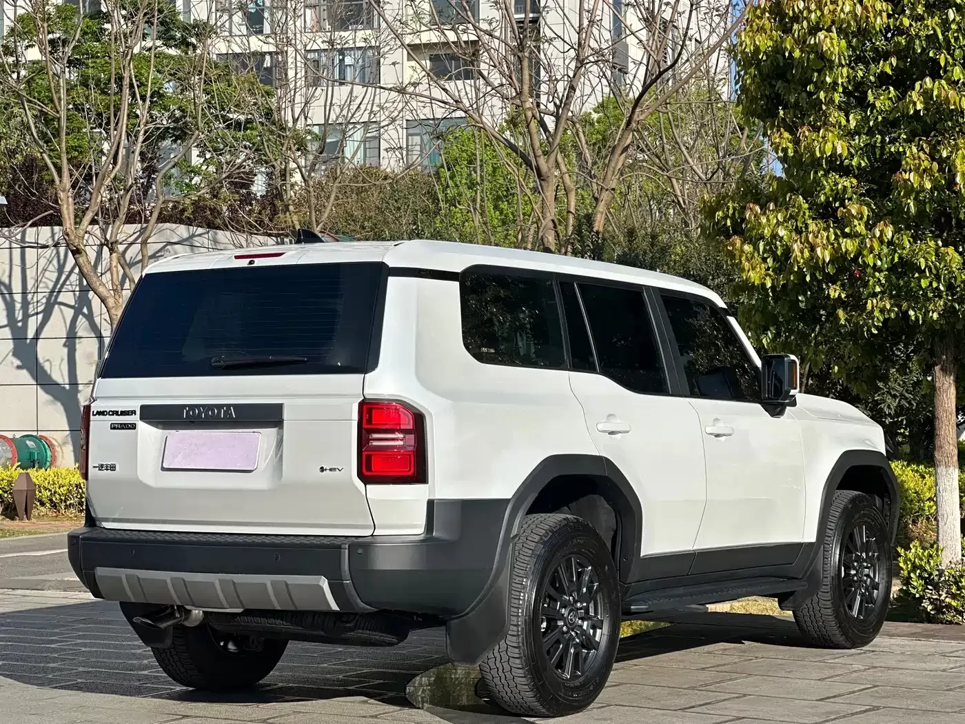 Подержанный Toyota Prado 2024 2.4T All-Terrain TX Edition 5-местный