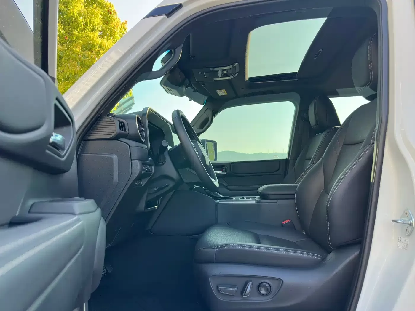 Подержанный Toyota Prado 2024 2.4T All-Terrain TX Edition 5-местный