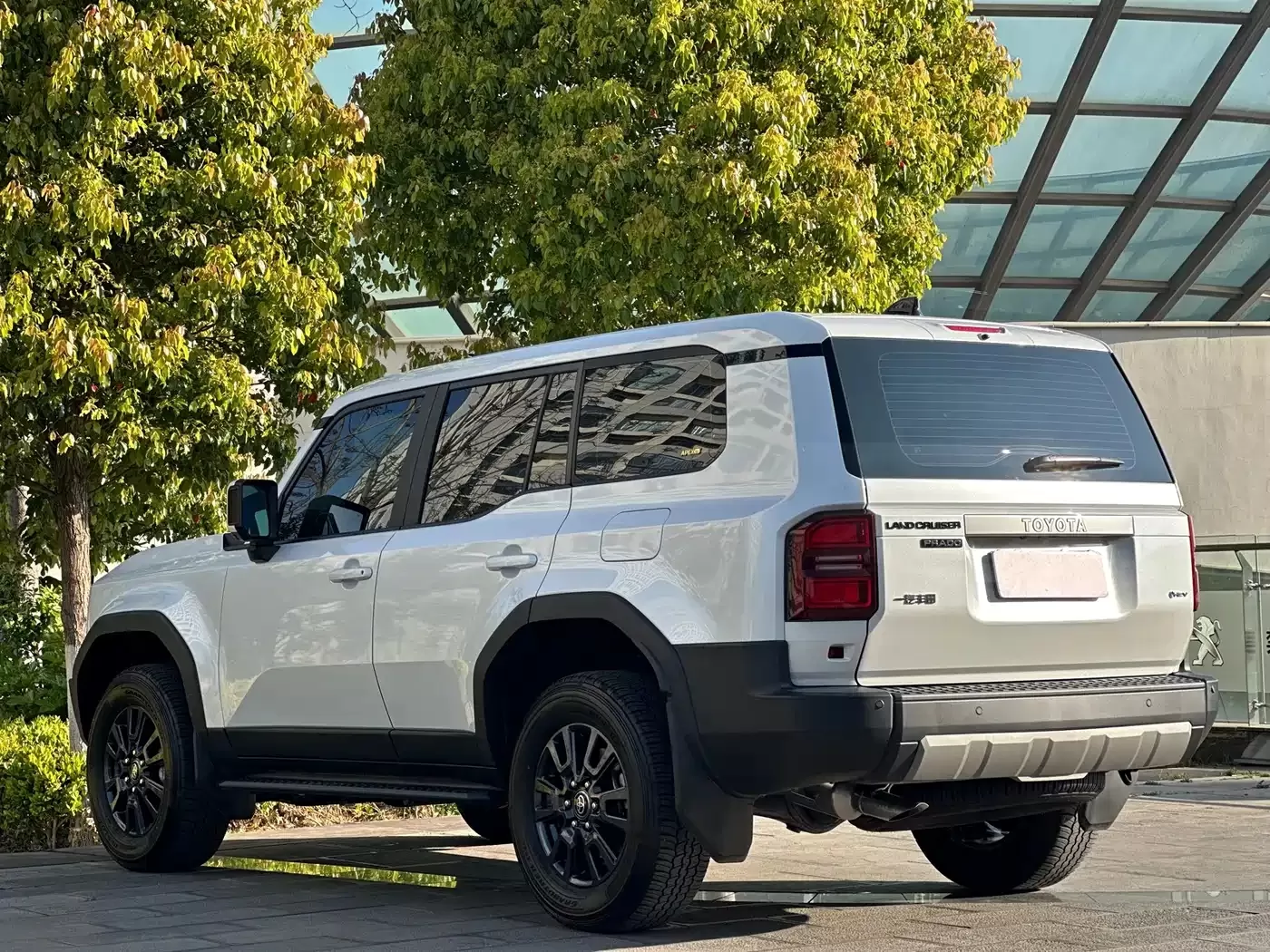 Подержанный Toyota Prado 2024 2.4T All-Terrain TX Edition 5-местный